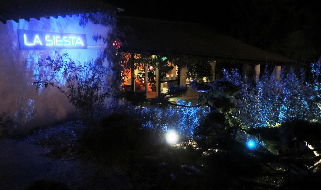 The Originals City, Hotel La Siesta, Annonay Est Davézieux Exterior foto