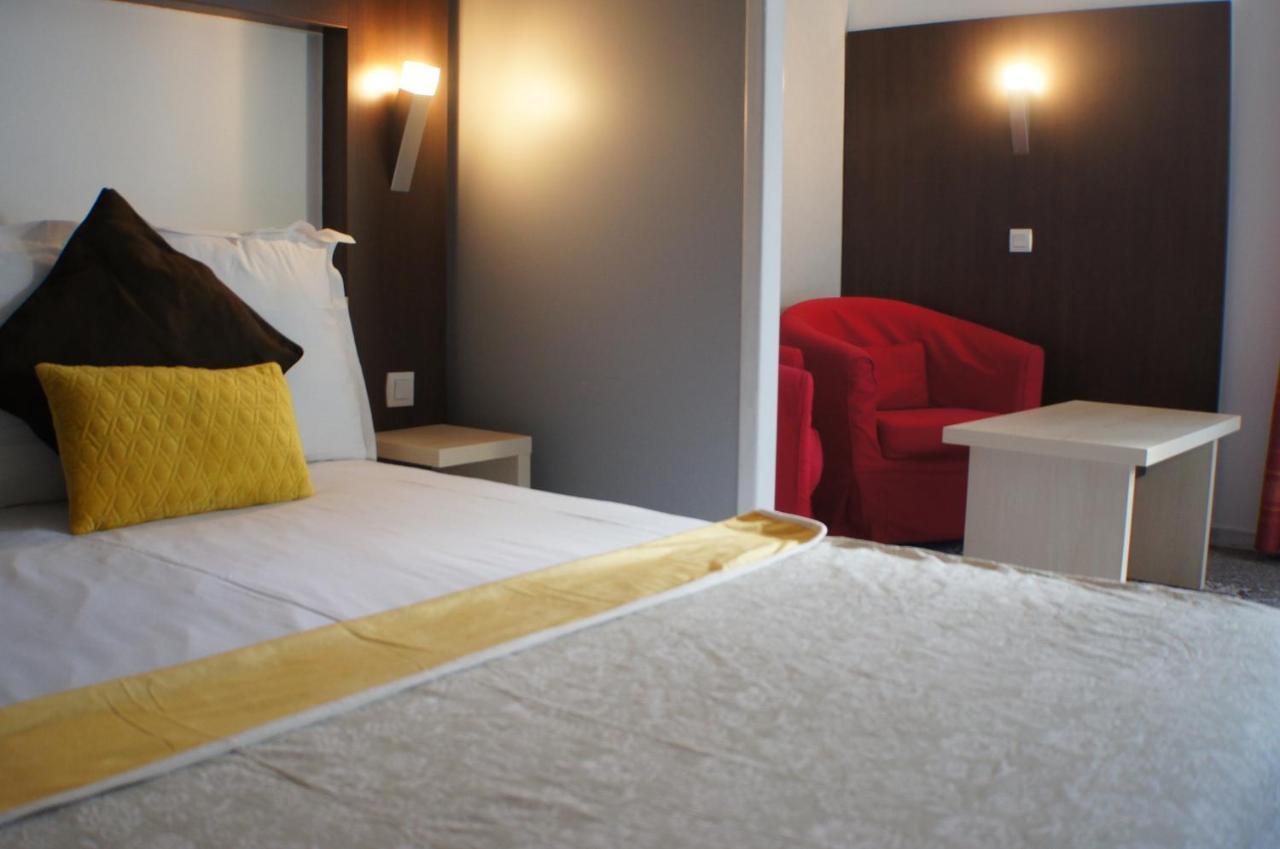The Originals City, Hotel La Siesta, Annonay Est Davézieux Exterior foto
